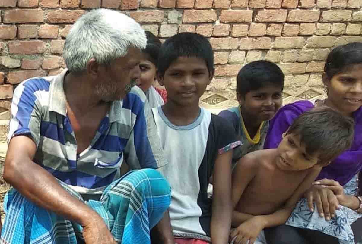 Kannauj : Migrant sold jewelry to feed children