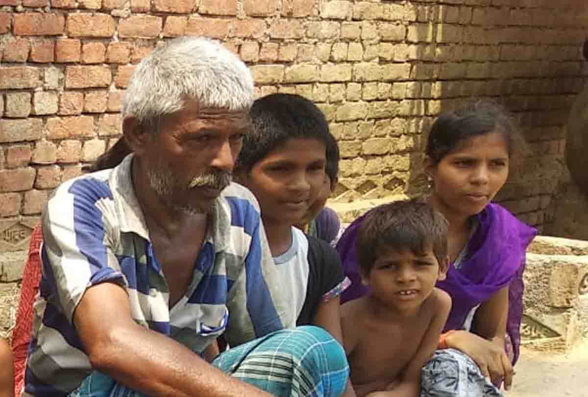 Kannauj : Migrant sold jewelry to feed children