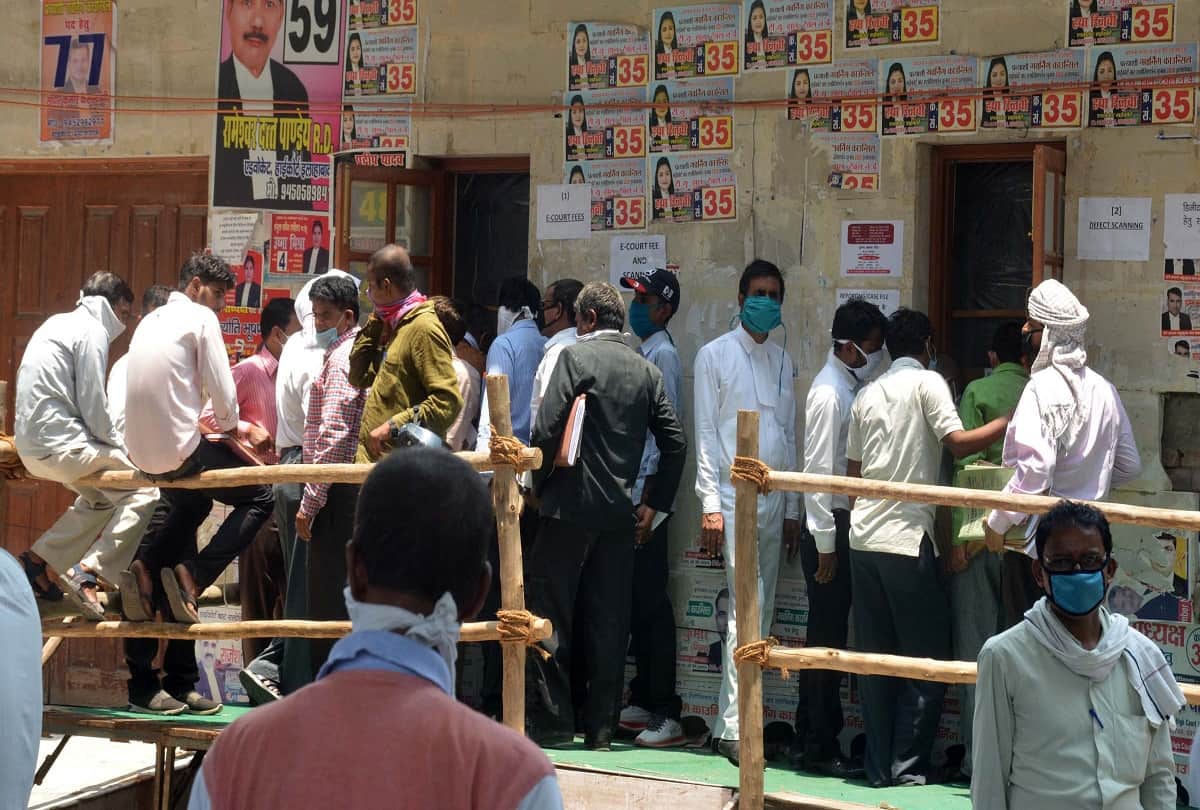 Allahabad High Court: Open court hearing begins with social distancing