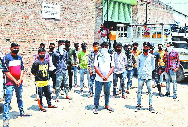 Worked in lockdown, now terminate 20 employees without giving notice