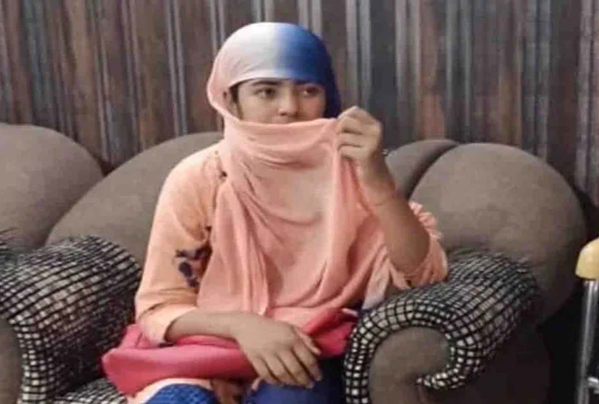 Anamika Shukla Case: Now two teachers are job on the same degree in Muzaffarnagar