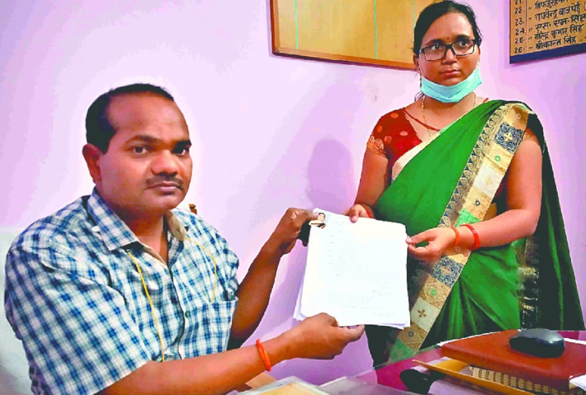 Real Anamika Shukla revealed shocking truth to Gonda District Basic Education Officer see photos