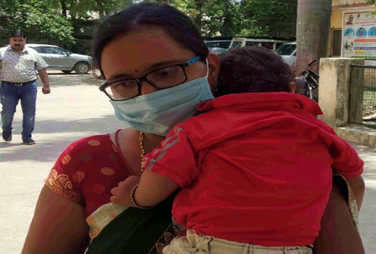 Real Anamika Shukla revealed shocking truth to Gonda District Basic Education Officer see photos