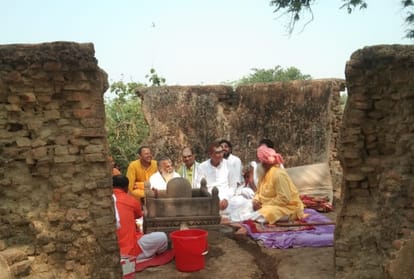 Ayodhya Mahant Kamal Nayan Das Kuber Tila Ram Janmabhoomi premises rudrabhishek