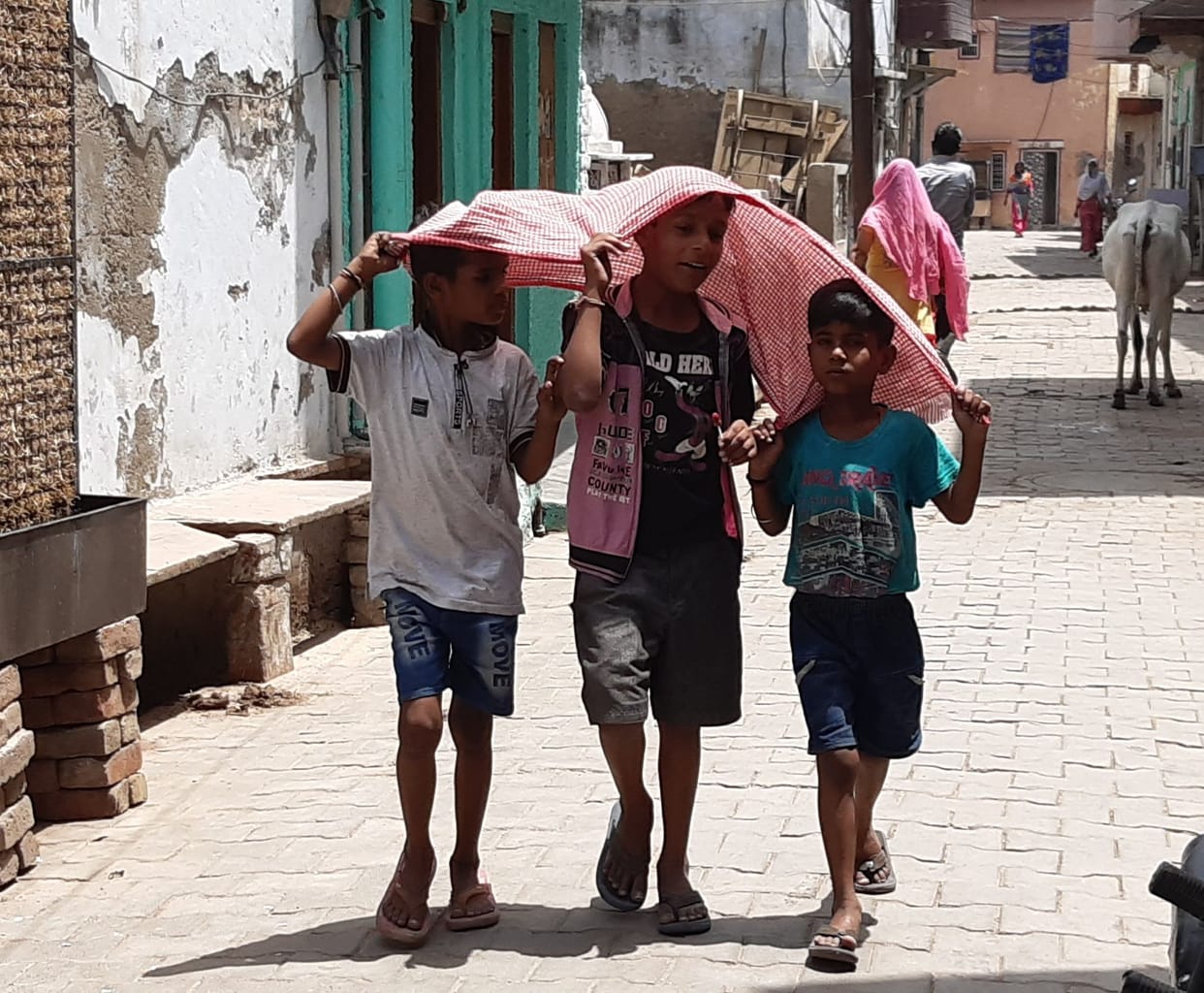 weather, hot, heat, loo, mathura