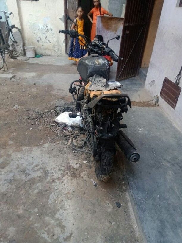 Vehicles set on fire in Maulijagaran
