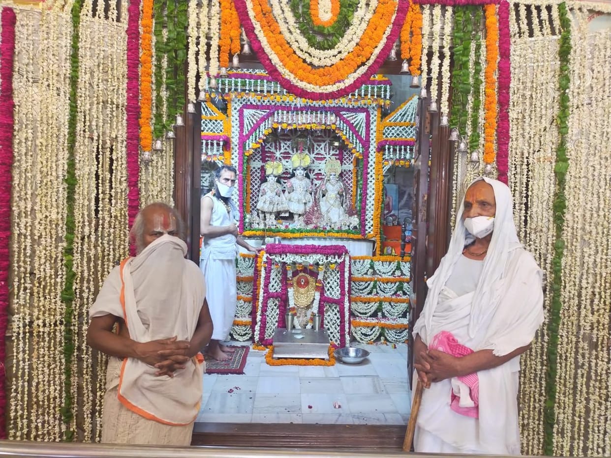 patotsav, celebration, jankivallabh, vrindavan,