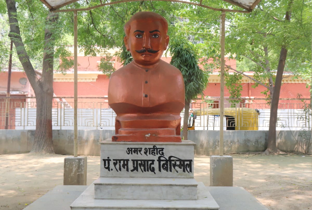 special story of Pandit Ramprasad Bismil birth anniversary today