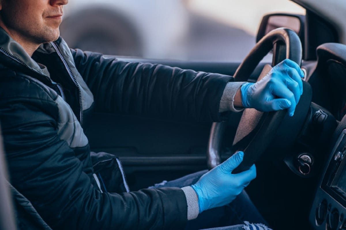car sanitization at home car sanitization process disinfecting car interior disinfectant car spray car cleaning cloth driving after lockdown precautions while driving car driving precautions