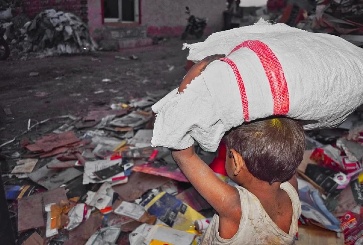 Four child laborers were freed from three shops
