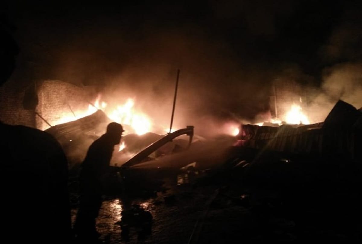 Fire breaks out at a chemical godown in Swaroop Nagar Delhi