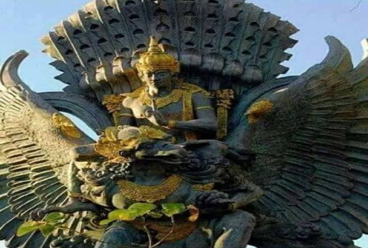 world tallest statue of lord vishnu in muslim country indonesia