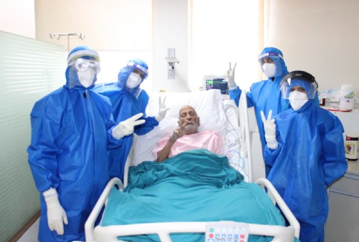 ninety seven year old corona patient discharged in Agra