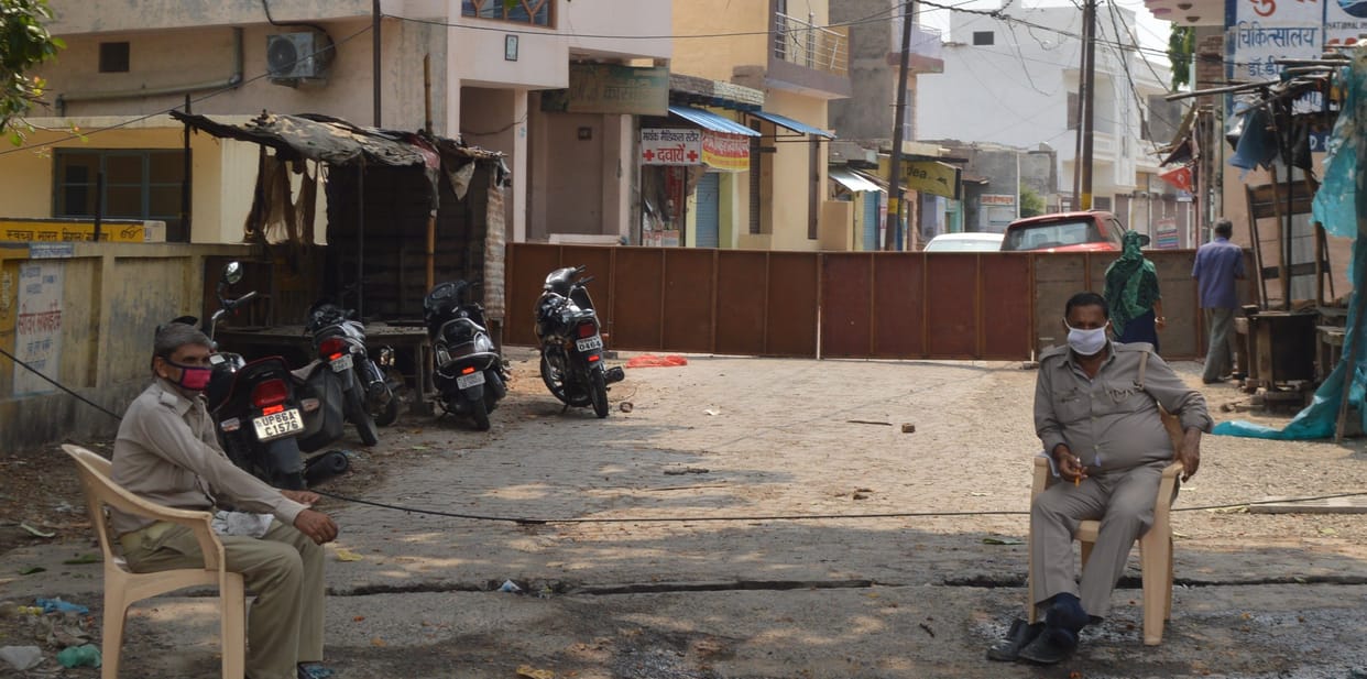 Hathras: Speed of life stops in hotspot, silence in markets