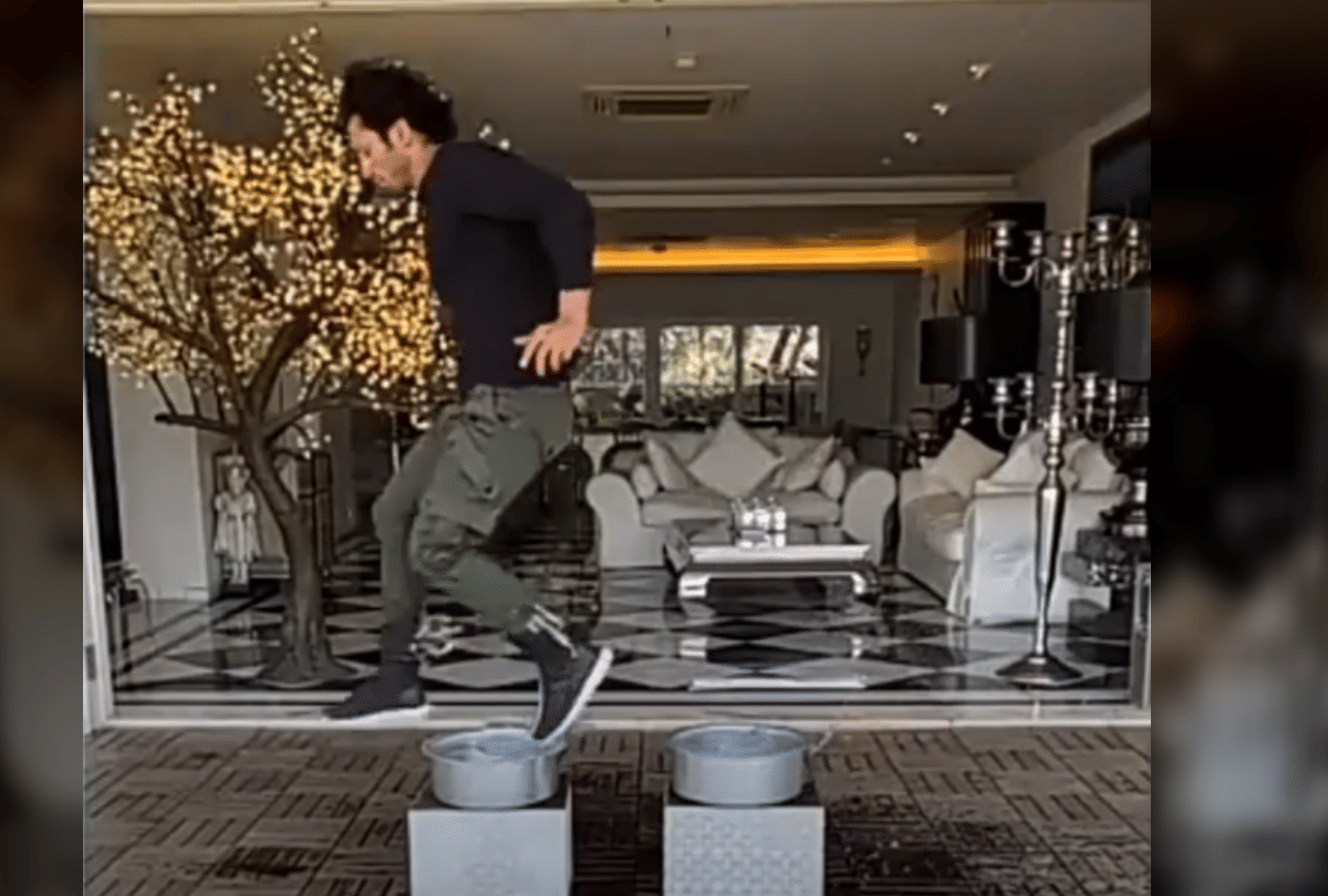 Vidyut Jamwal Shares Video Of His Doing Of Martial Arts Form Kalarayipattu