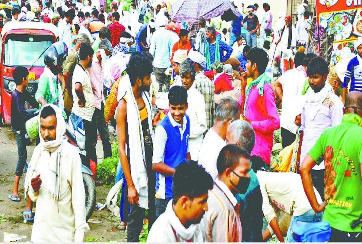 challan of sixteen hundred people who did not wear masks in agra