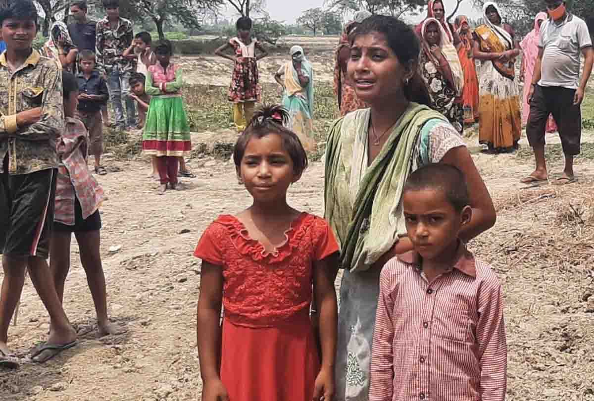 Hardoi : Woman killed by HT line hit
