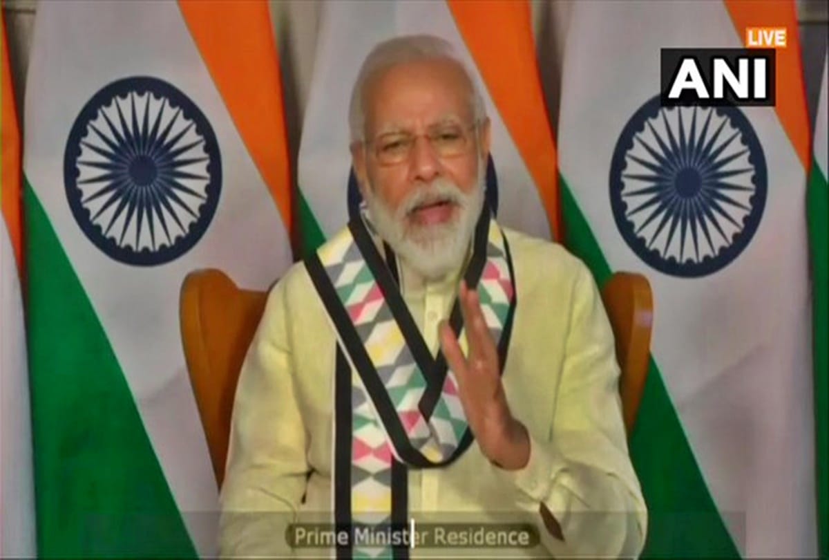 PM Modi's gesture in chief ministers meeting, don't be afraid of corona, now is the time to move forward