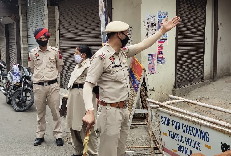 Punjab government orders stricter lockdown on the weekends and public holidays
