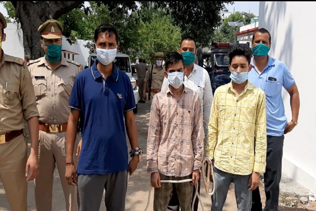 Saharanpur police arrested three people and revealed a gang and recovered fake cosmetics worth 1.25 crore