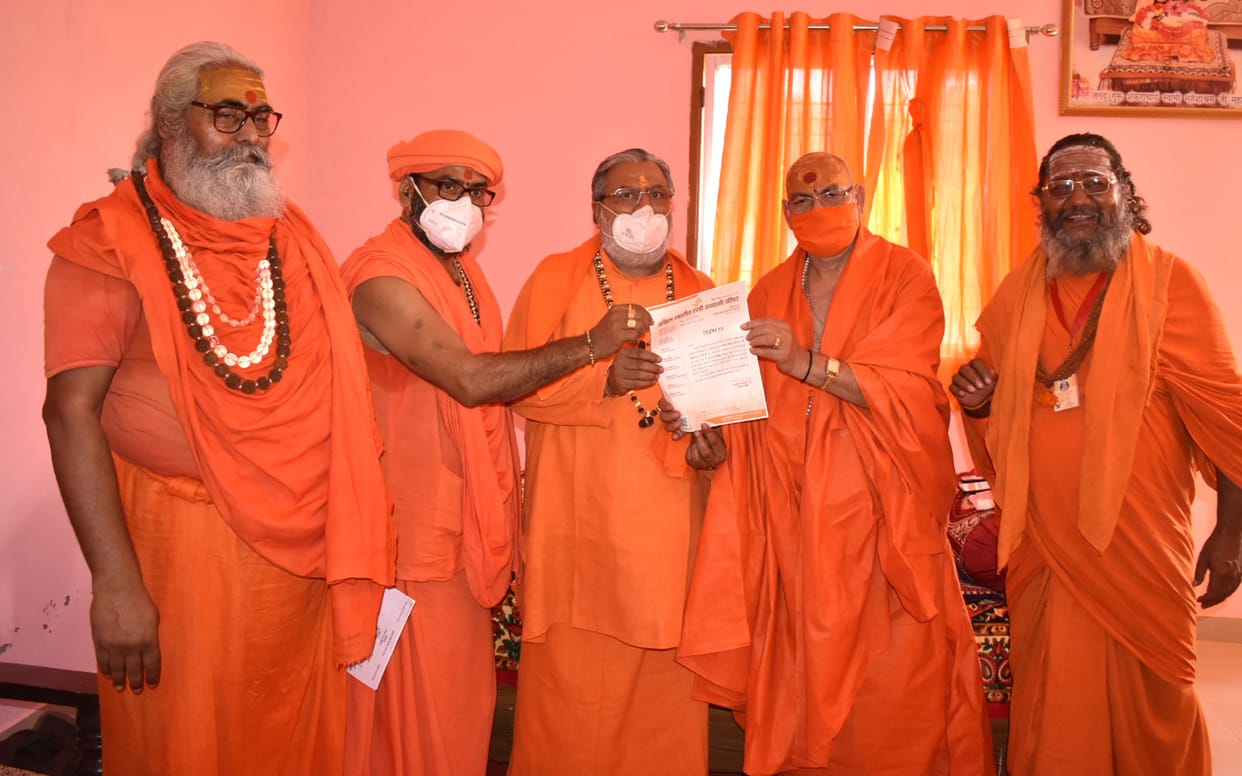 swami vidya chaitnya became the state president of dandi sansyasi parishad