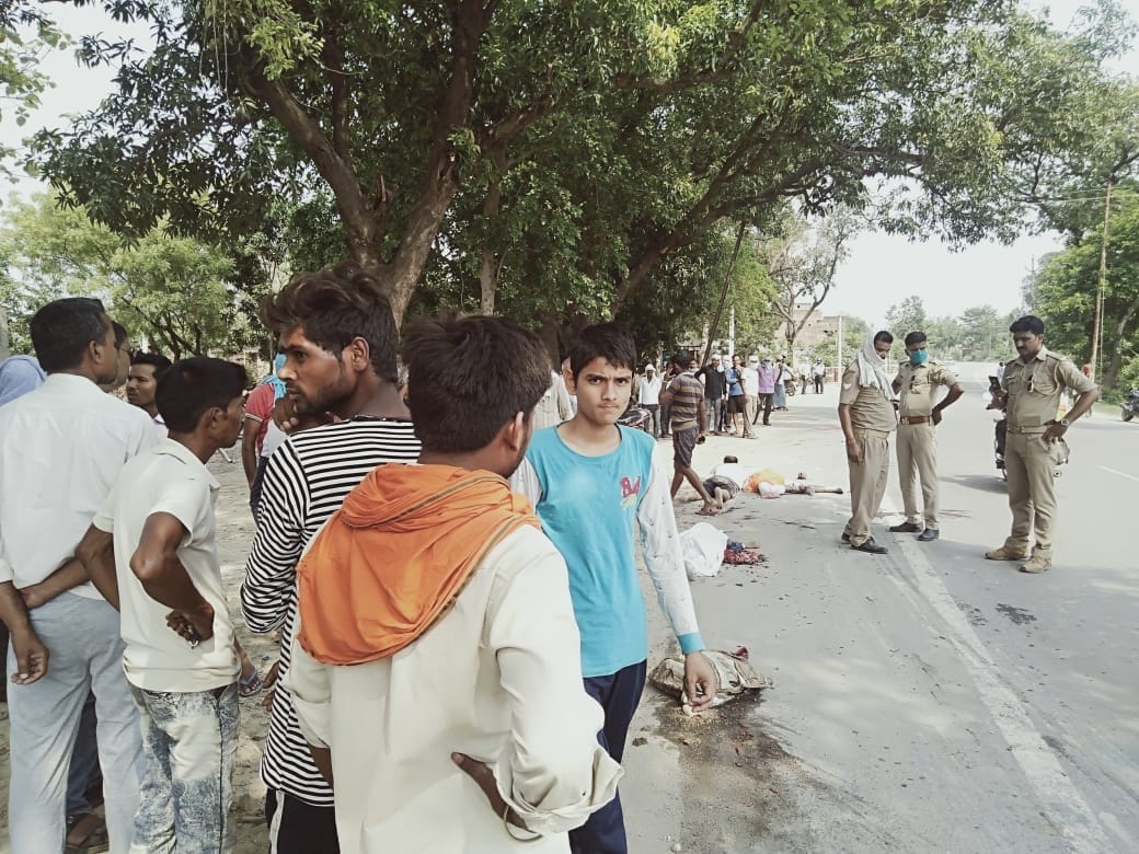 Truck ravaged middle-aged and innocent killed on highway