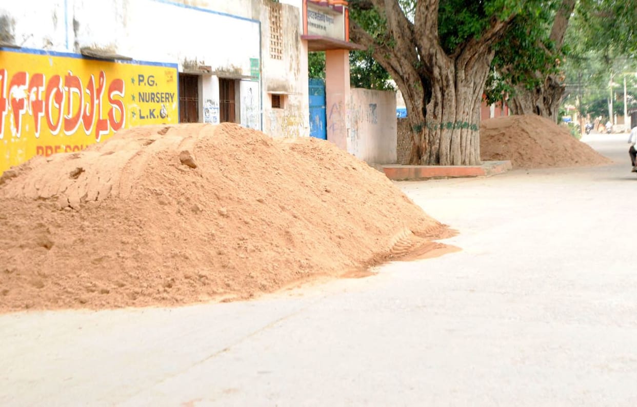 iligal balu dhulan in chitrakoot