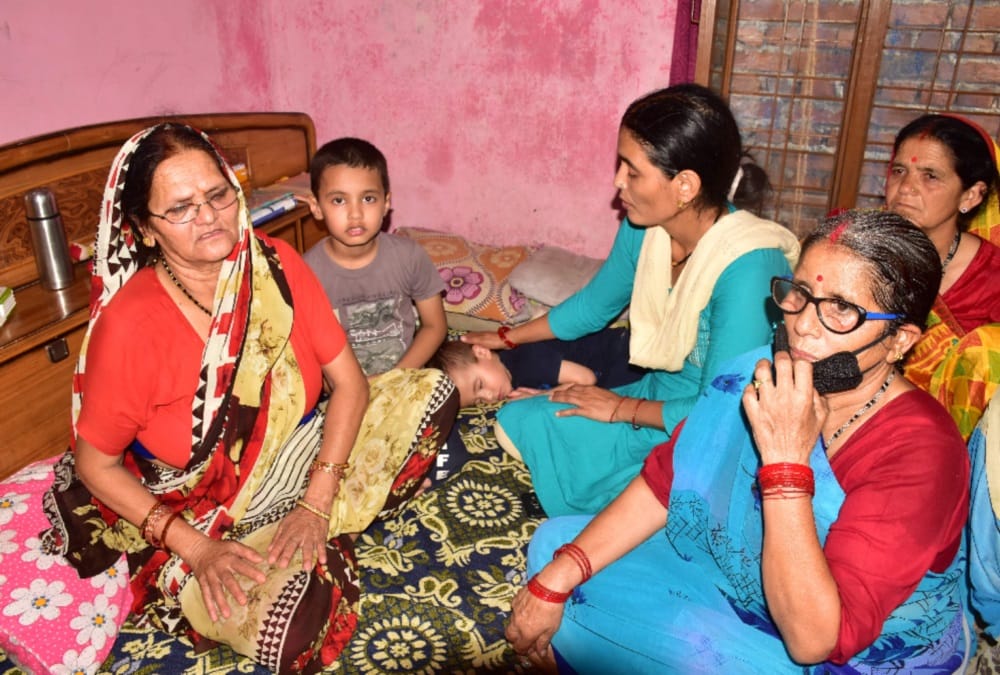 Uttarakhand Soldier yamuna Martyred in kupwara, Last Wish Incomplete, parents Crying