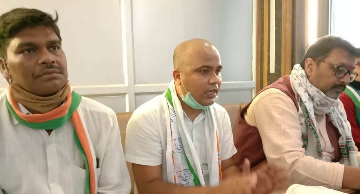 BJP governments have beaten only the attitude of service