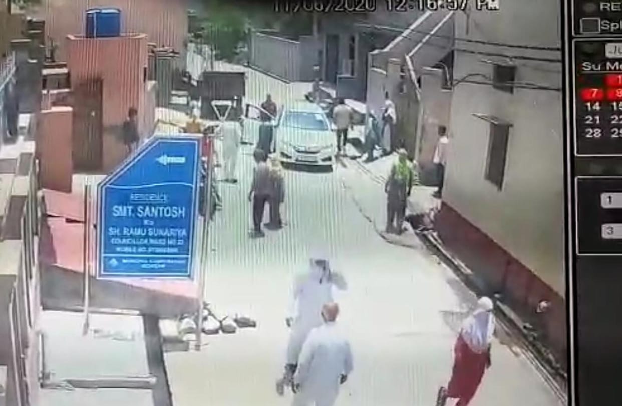 In Sunaria, a former soldier killed the young man at Parale after killing him.