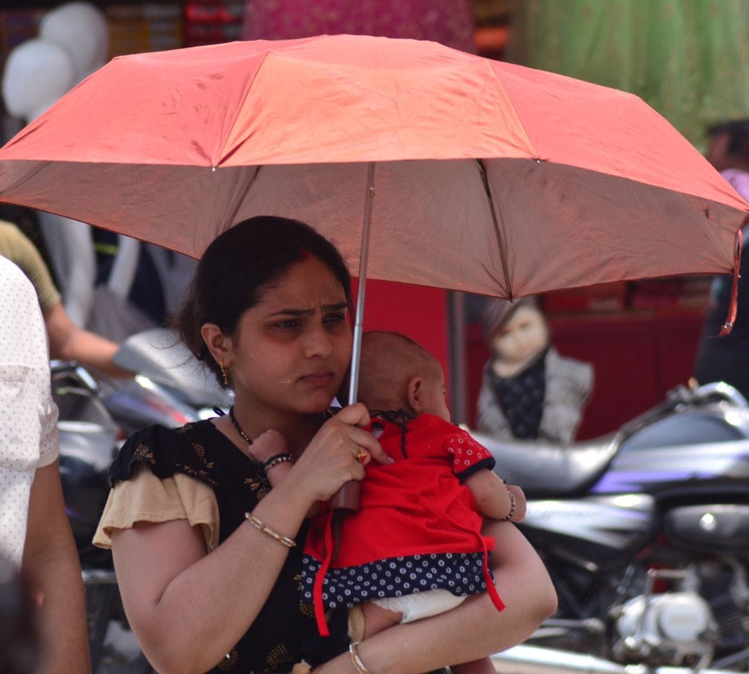 Temperature rises, people suffering from heat