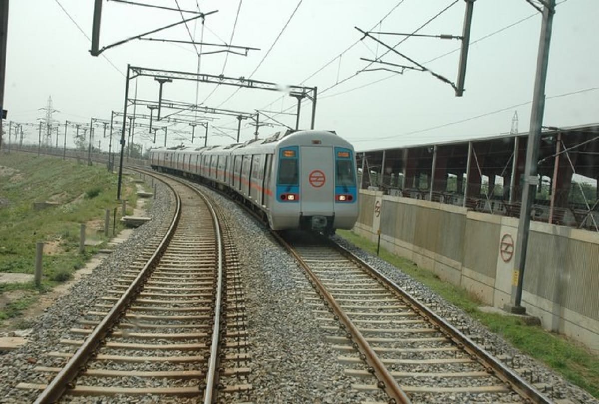 Metro will run between Najafgarh-Dhansa bus stand from today