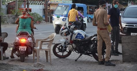 The silence in the hotspot: The work that the police could not get done strictly .. Awe of Corona got it done