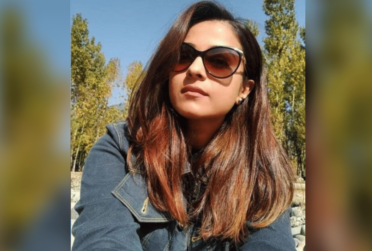 Disha Salian Death Case Her Phone Was Active Till 17 Not Sent To Forensic