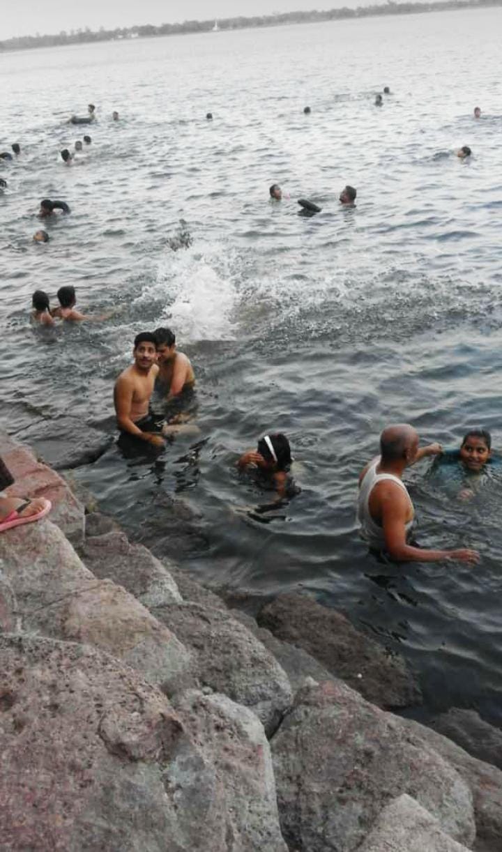 summer swiming, no fear corona