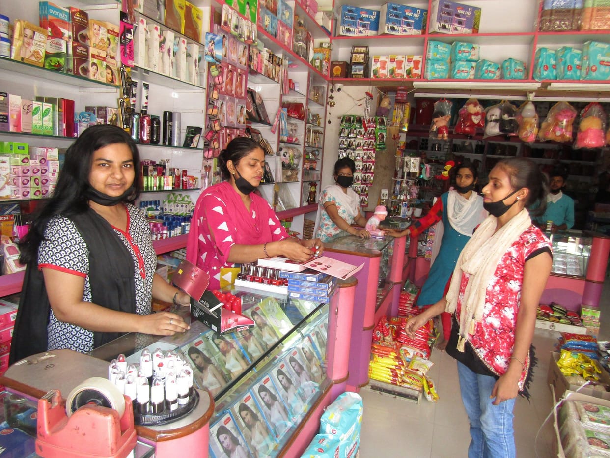 Businessmen relieved from opening shops all day