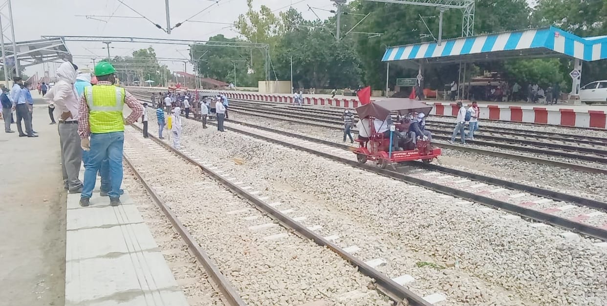 Doubling: Safety Commissioner trial train run at a speed of 122 km
