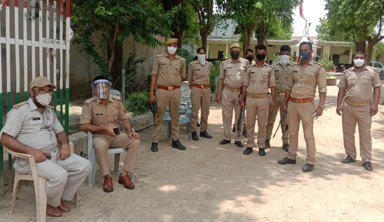Conflict between neighbors, area becomes camp