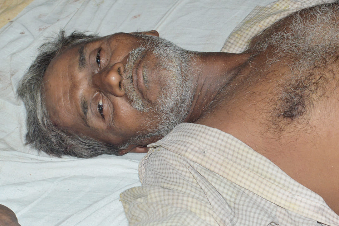 Attacked in old enmity, 18 injured
