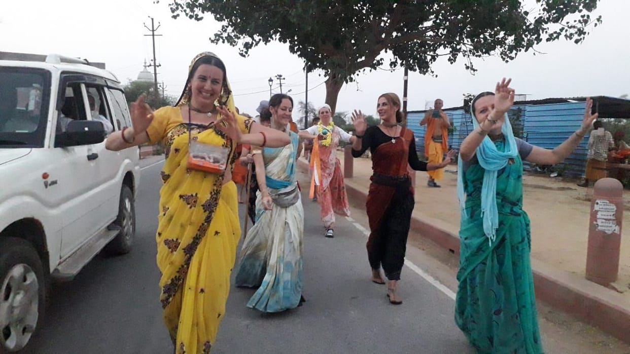 parikrma, in vrindavan, forner, devoty, religion
