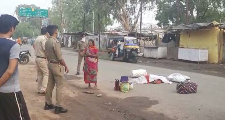 A traveller dead in bus