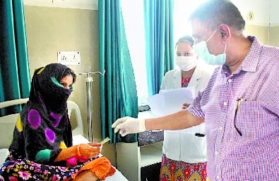 TB patient admitted in general ward .. raging minister said - I will tell CM all the situation