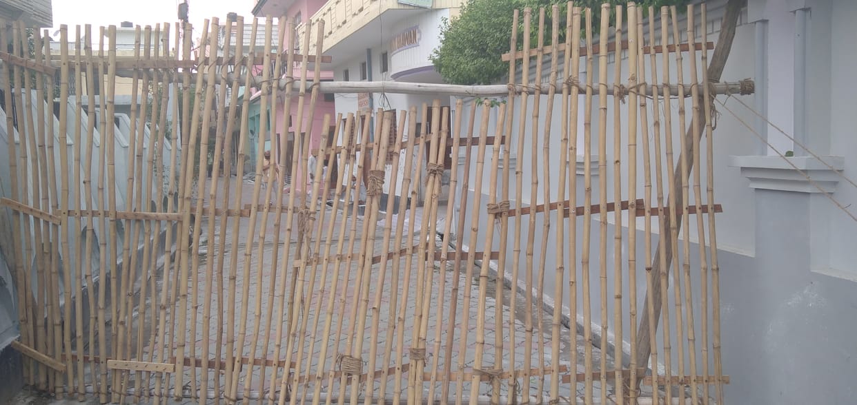 Corona chain stretches to towns and villages