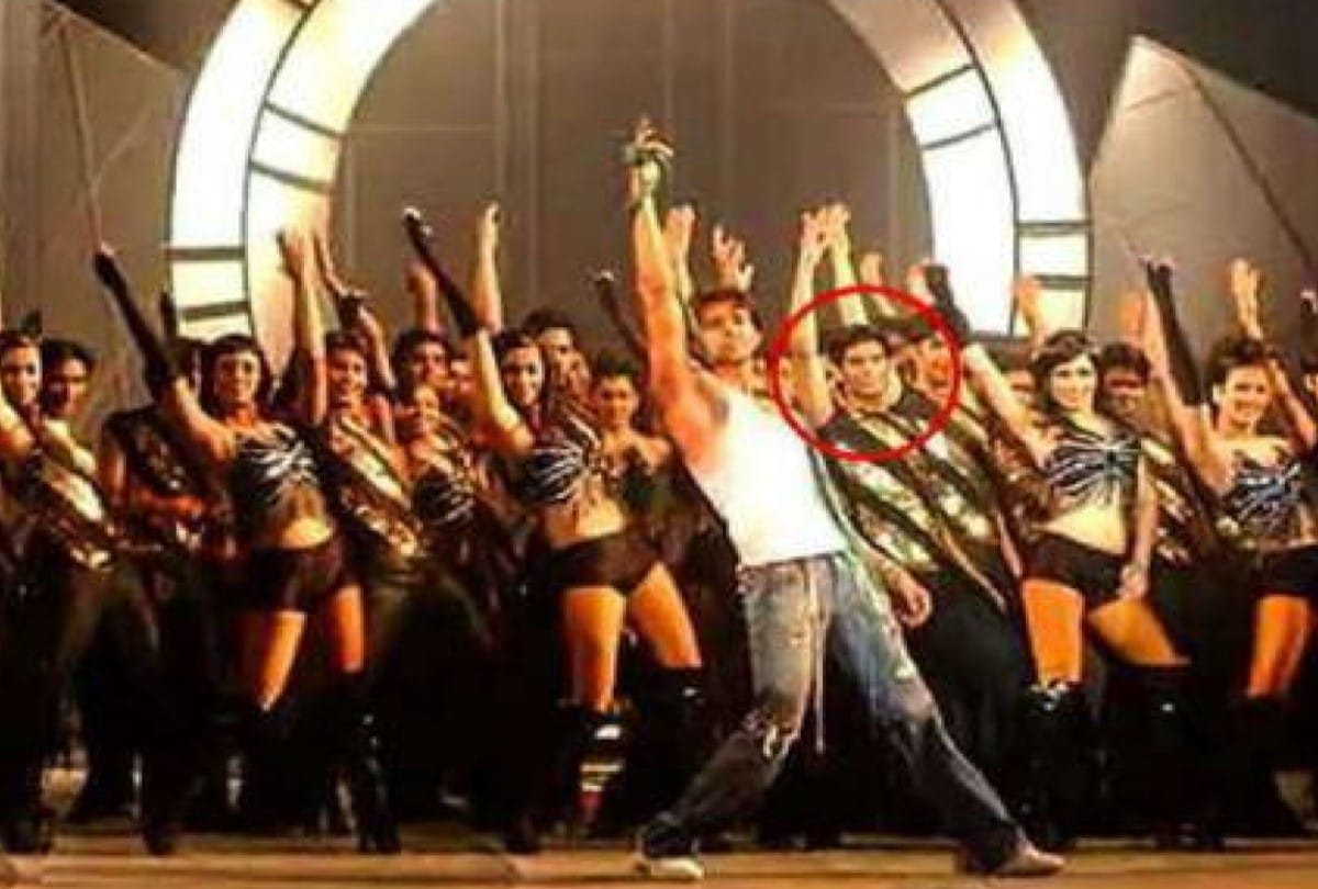 Sushant singh rajput as a background dancer with aishwarya rai in australia