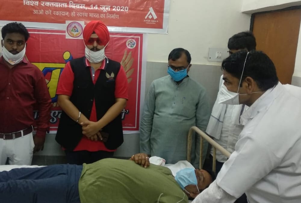 Amar Ujala Organised blood donation camp on World blood donation day.