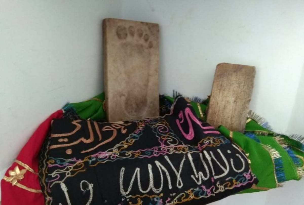 Historical things present in vegetable house located in Jaffra market gorakhpur