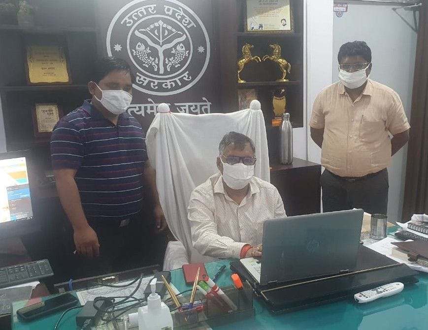 Hathras: One thousand rupees sent to the accounts of 1811 migrant workers