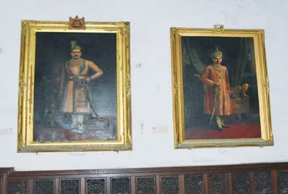 Rampur province Nawabs painting no longer in a good condition