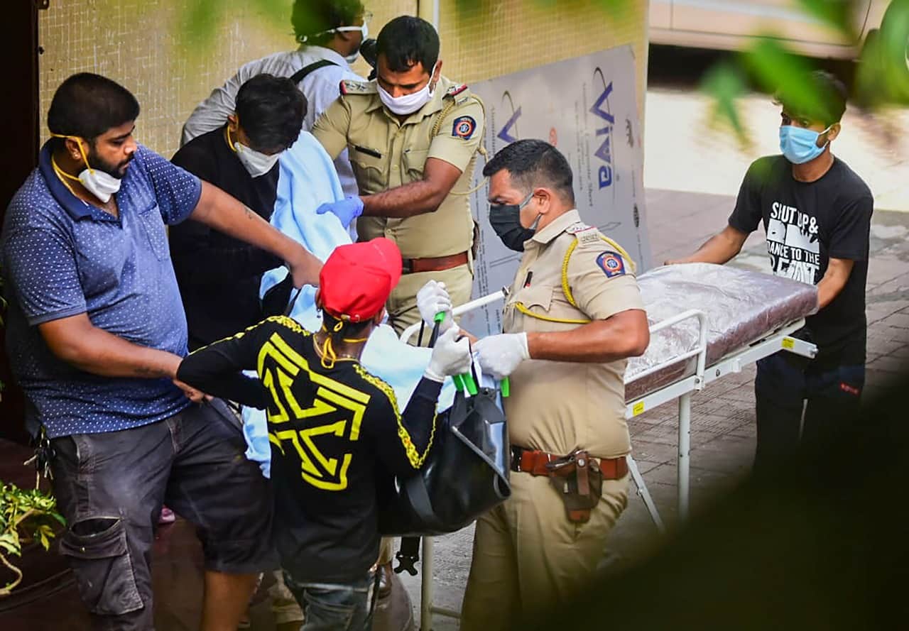 Bihar Police Will Investigate Sushant Singh Rajput Dead Body Photos Mystery And Tweet of Cyber Police