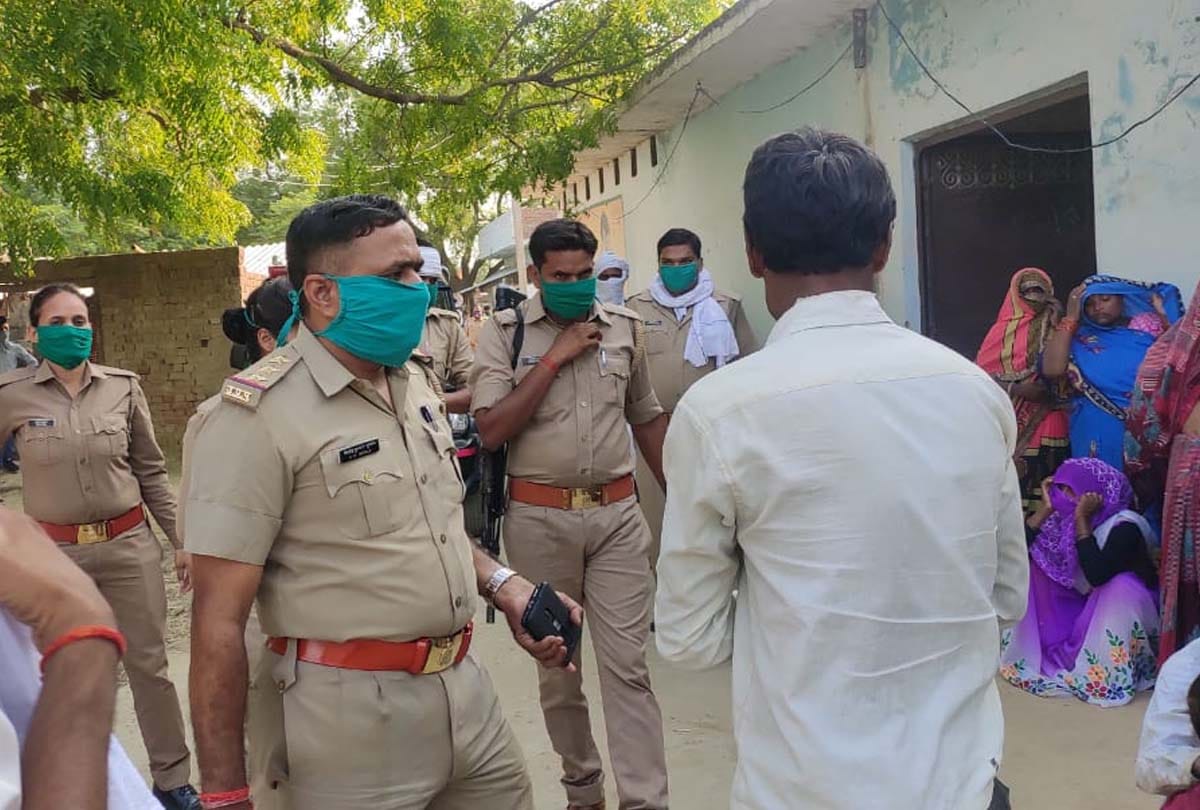 Married woman ate poison in love affair in auraiya